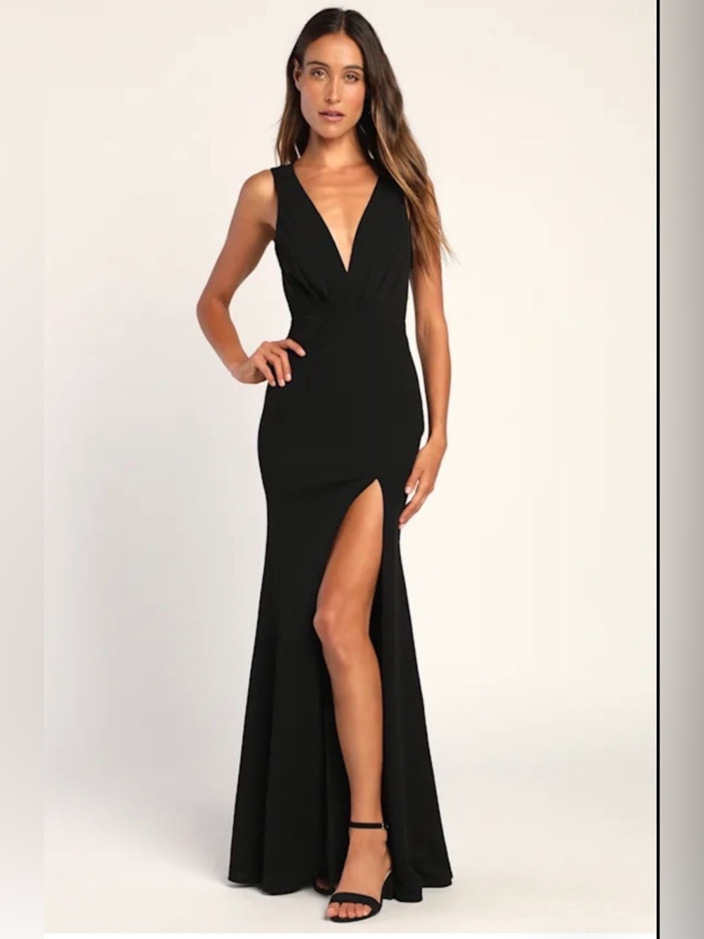 Lulu's All For The Romance Black V-Neck Sleeveless Gown with Thigh Slit. NWT